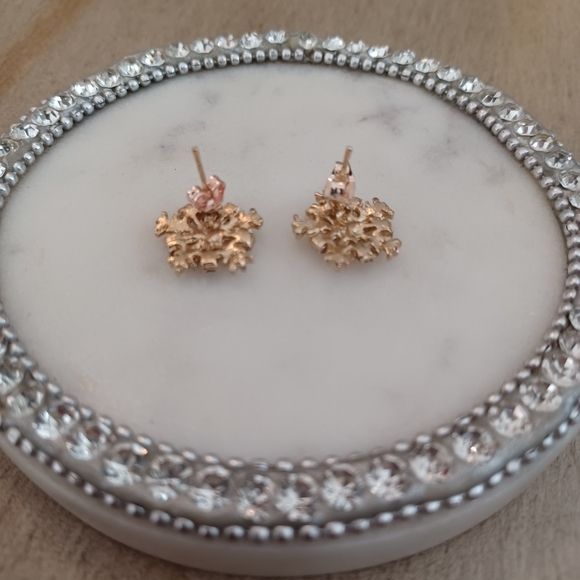 Gold Winter Holiday Rhinestone Snowflake Stud Earrings - Picture 5 of 8
